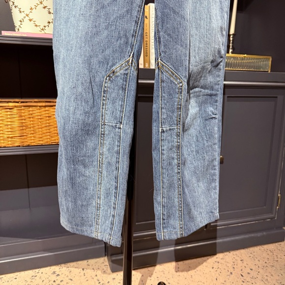 Pilcro The Wanderer Relaxed Patch Pocket Jeans – Size 24P - Picture 6 of 15